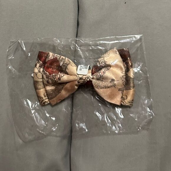 Harry Potter Marauder's Map Hair Bow NWT - Picture 1 of 2